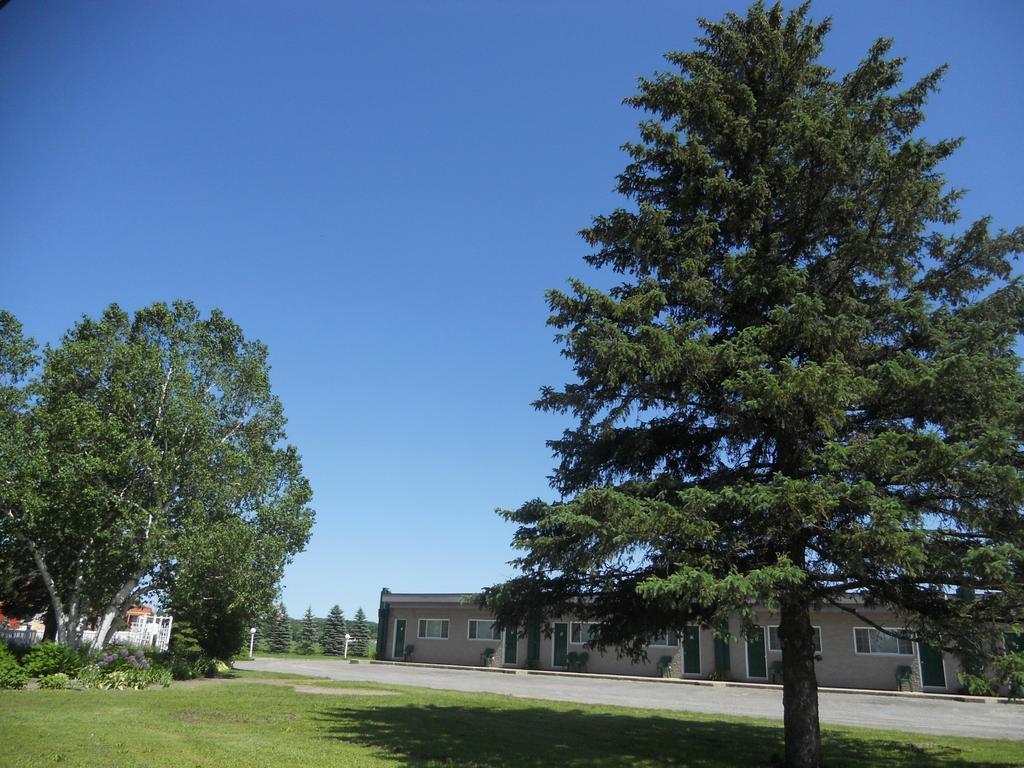 Motel Normandie Louiseville Zewnętrze zdjęcie