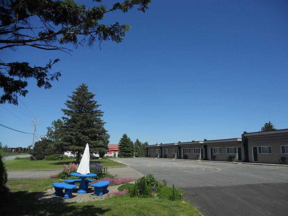 Motel Normandie Louiseville Zewnętrze zdjęcie