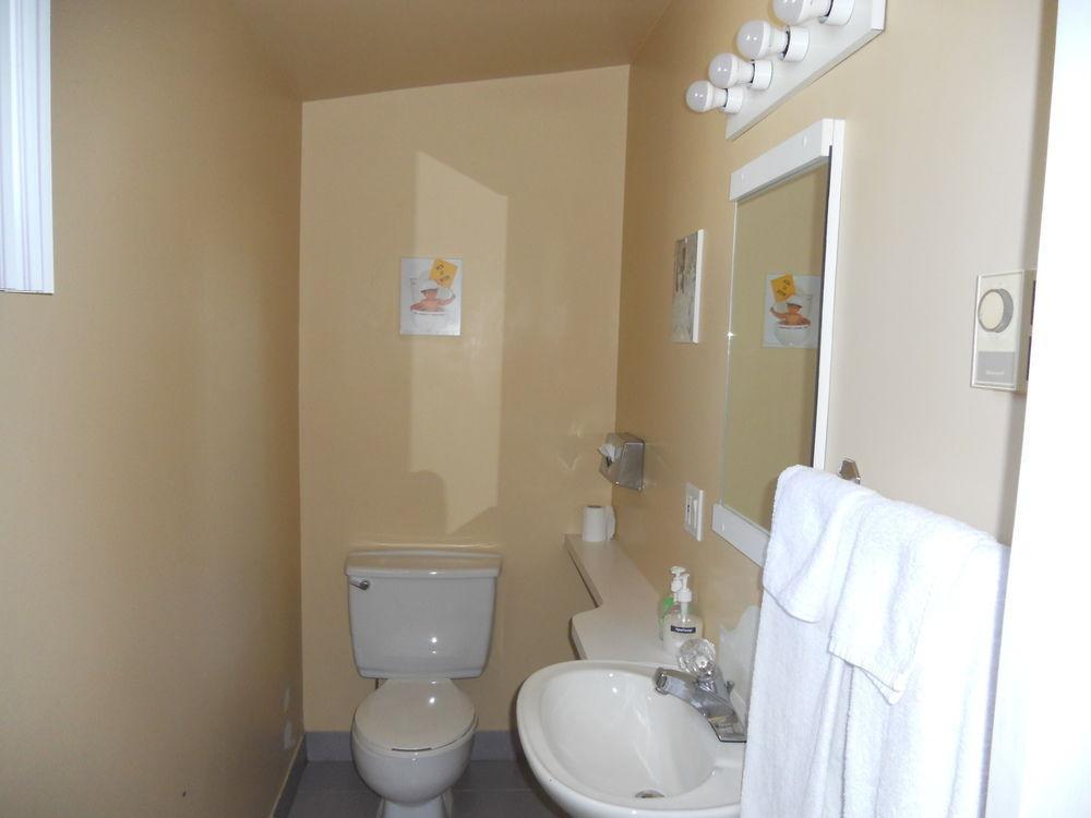 Motel Normandie Louiseville Zewnętrze zdjęcie