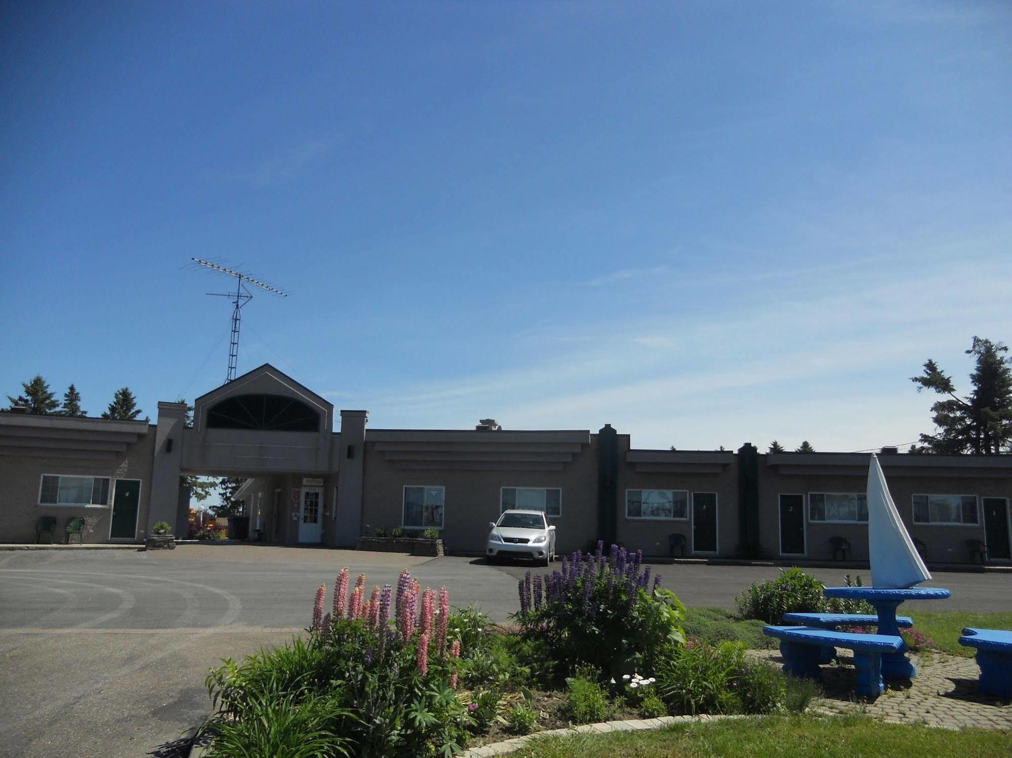 Motel Normandie Louiseville Zewnętrze zdjęcie
