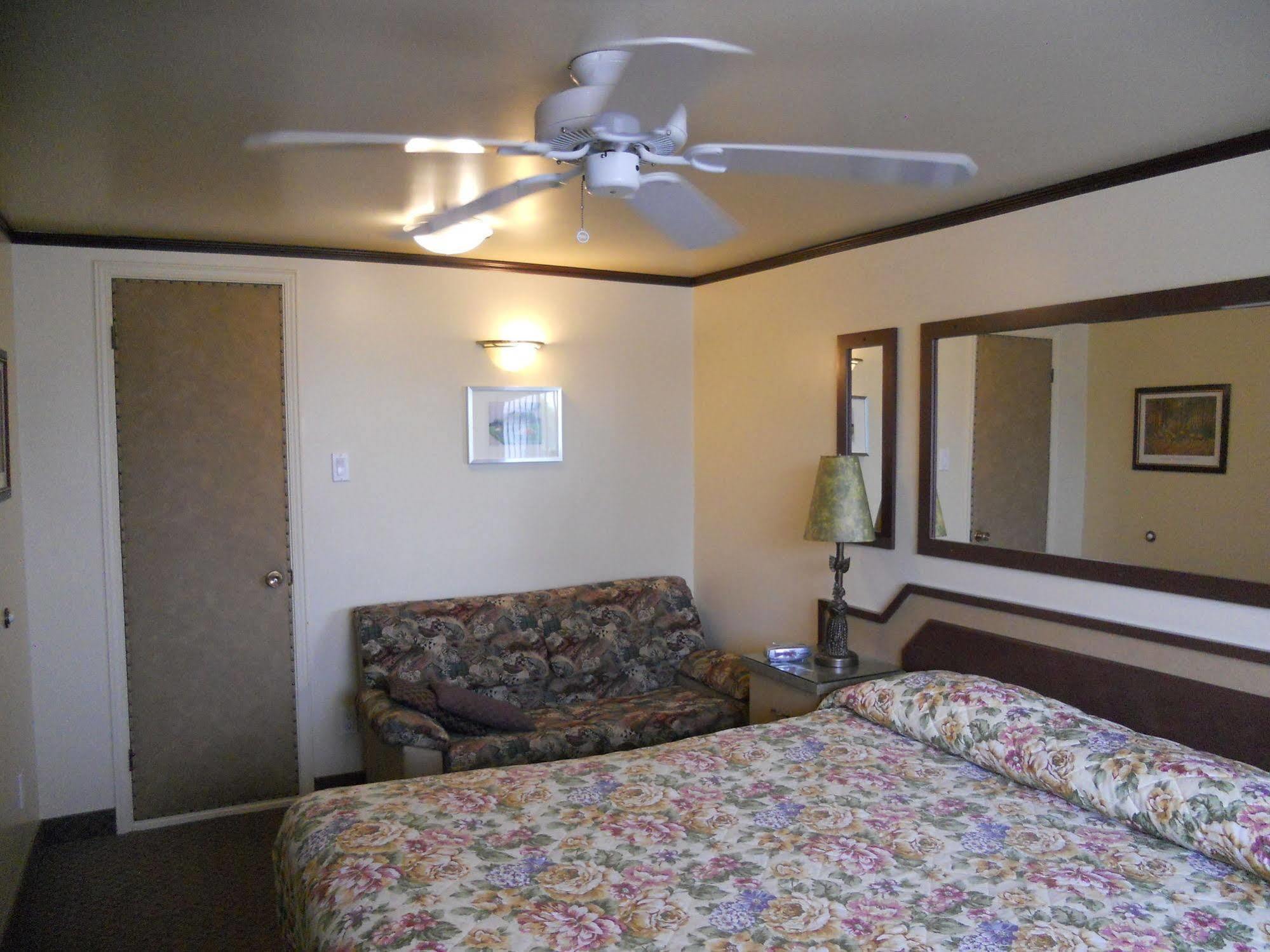 Motel Normandie Louiseville Zewnętrze zdjęcie