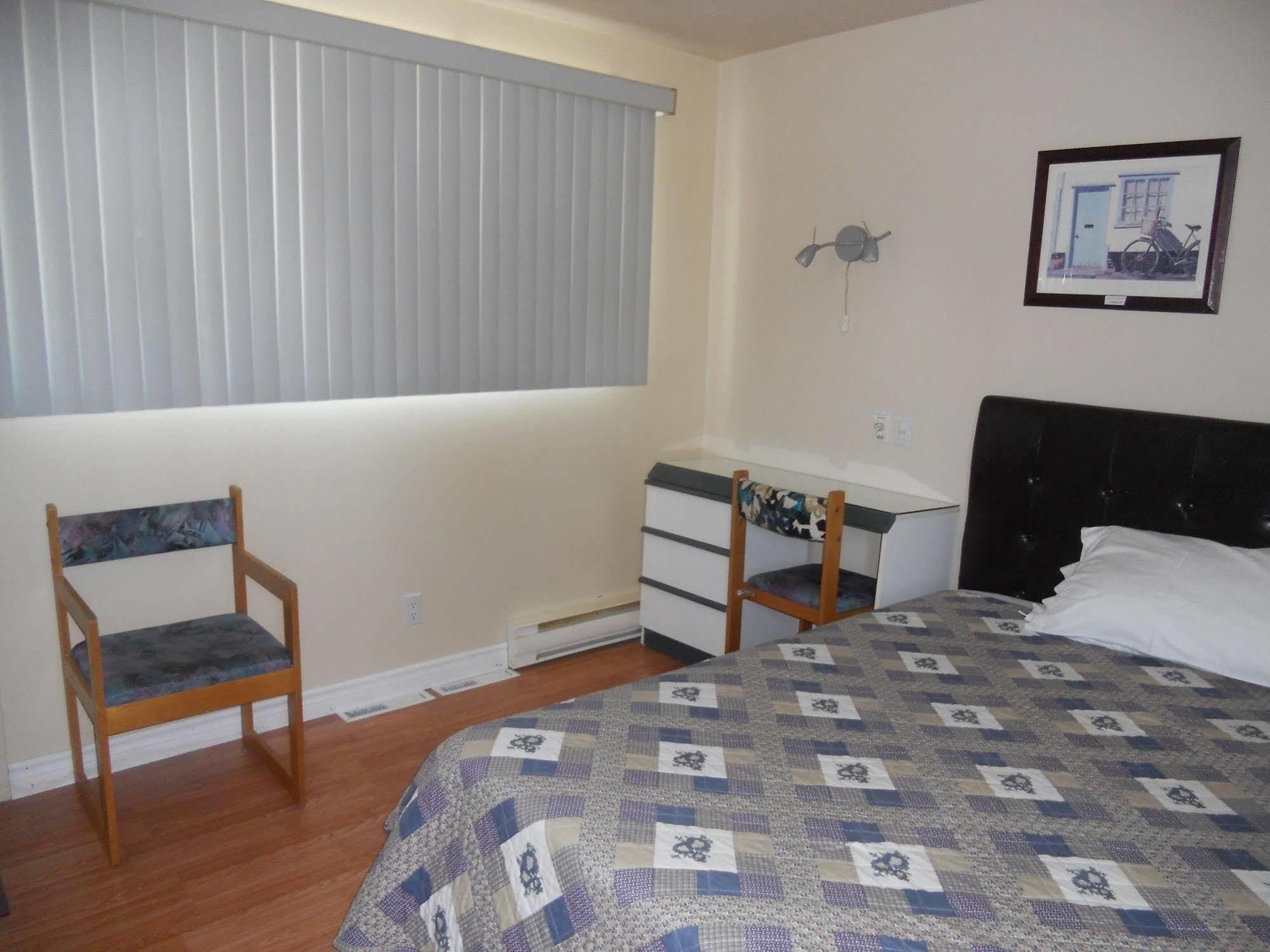 Motel Normandie Louiseville Zewnętrze zdjęcie